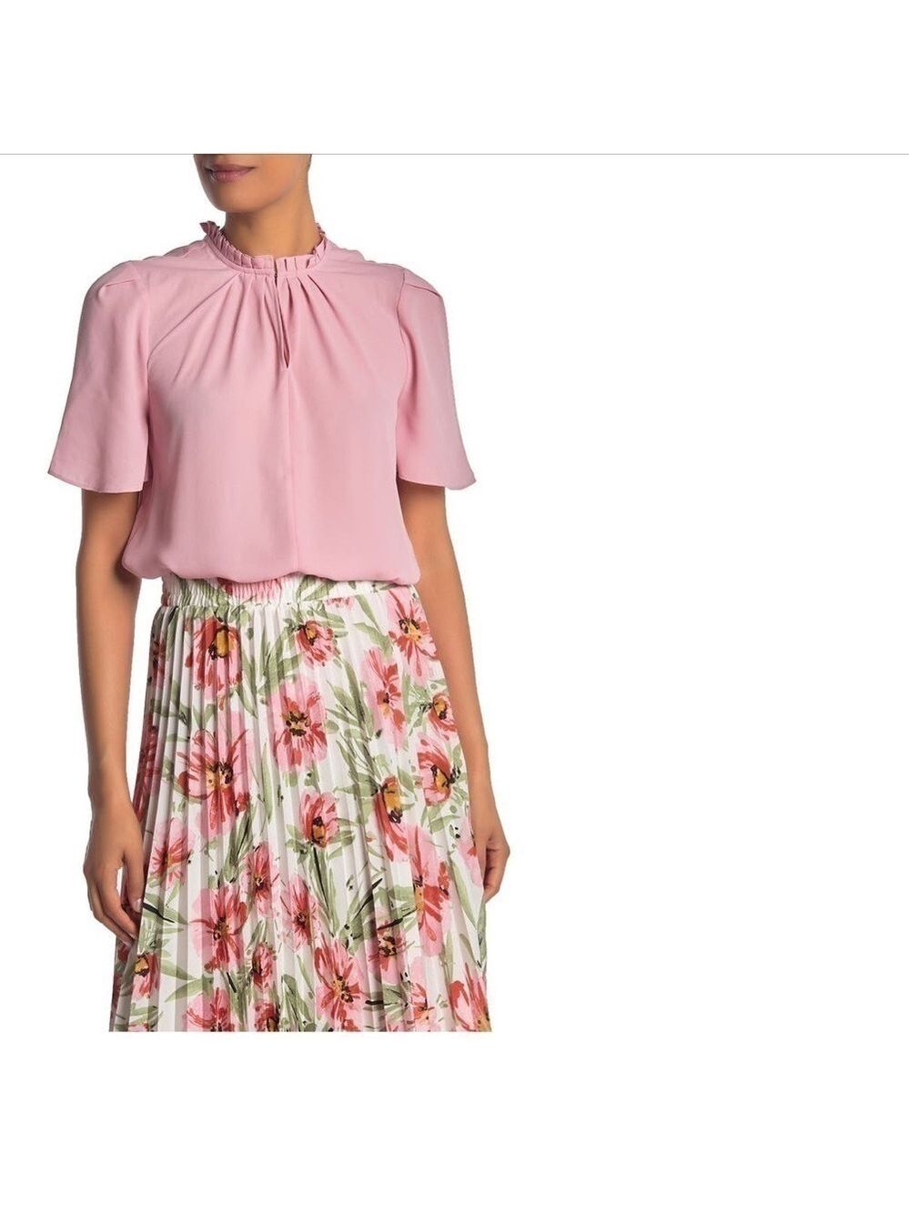 SHORT Sleeve Ruffle Trim
Pleat Top